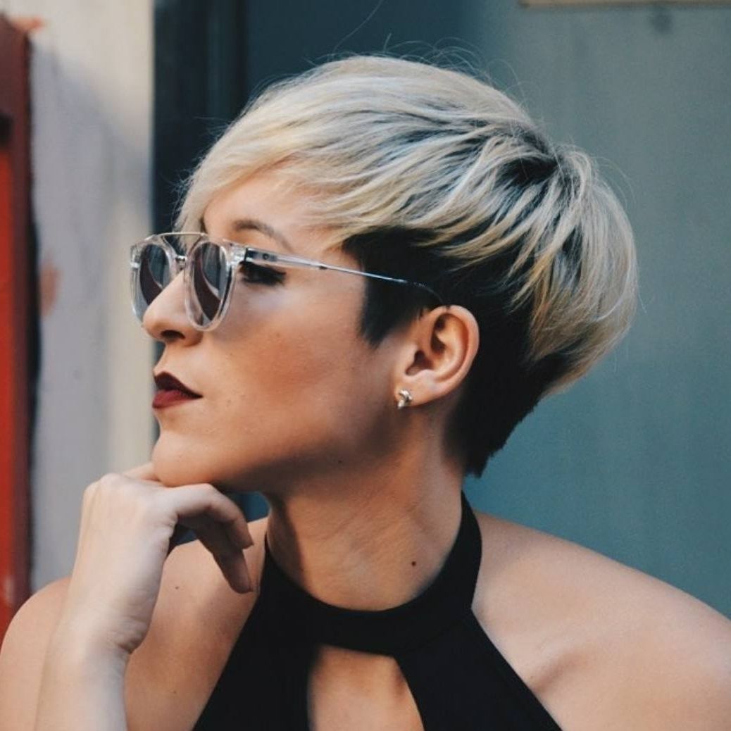 Ear Platinum Blonde Pixie With Dark Undercut Ear Platinum Blonde Pixie With Dark Undercut — Two Tone Pixie 2027