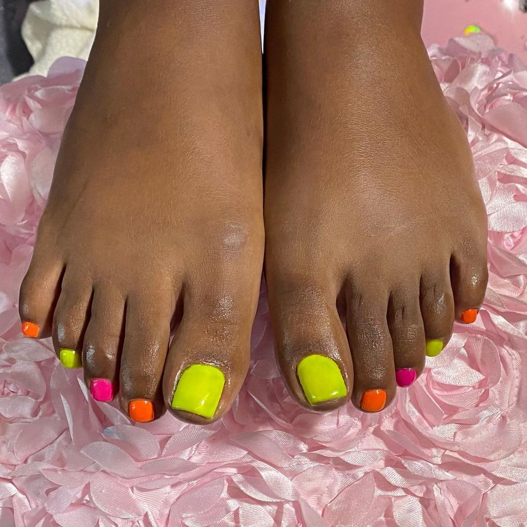 Neon Color Block Toes Neon Color Block Toes — Neon Toe Nails 2027