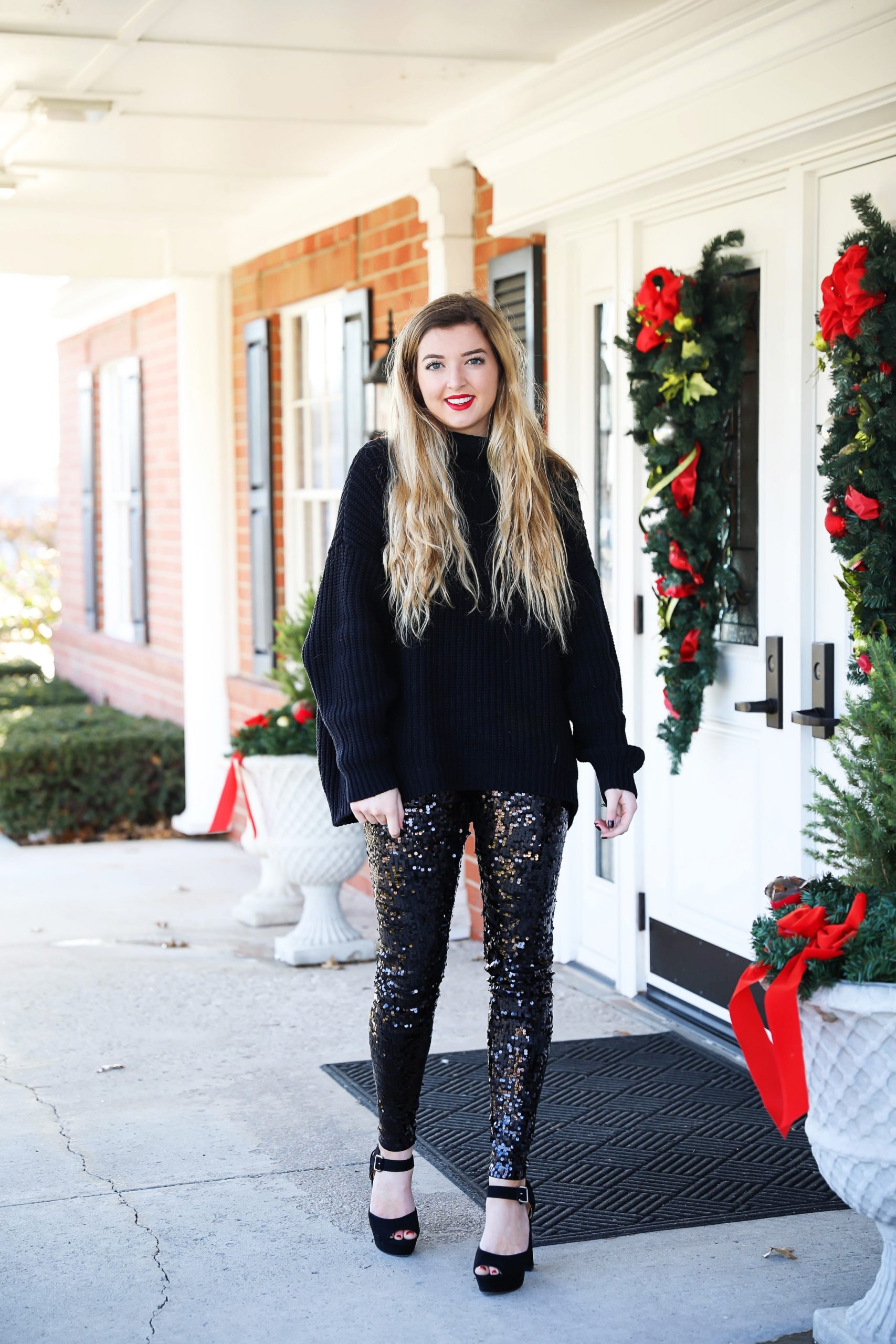 Beaded Mini Dress: Glamorous Casual for New Year's Eve Beaded Mini Dress: Glamorous Casual for New Year's Eve — Casual New Years Eve Outfits 2027