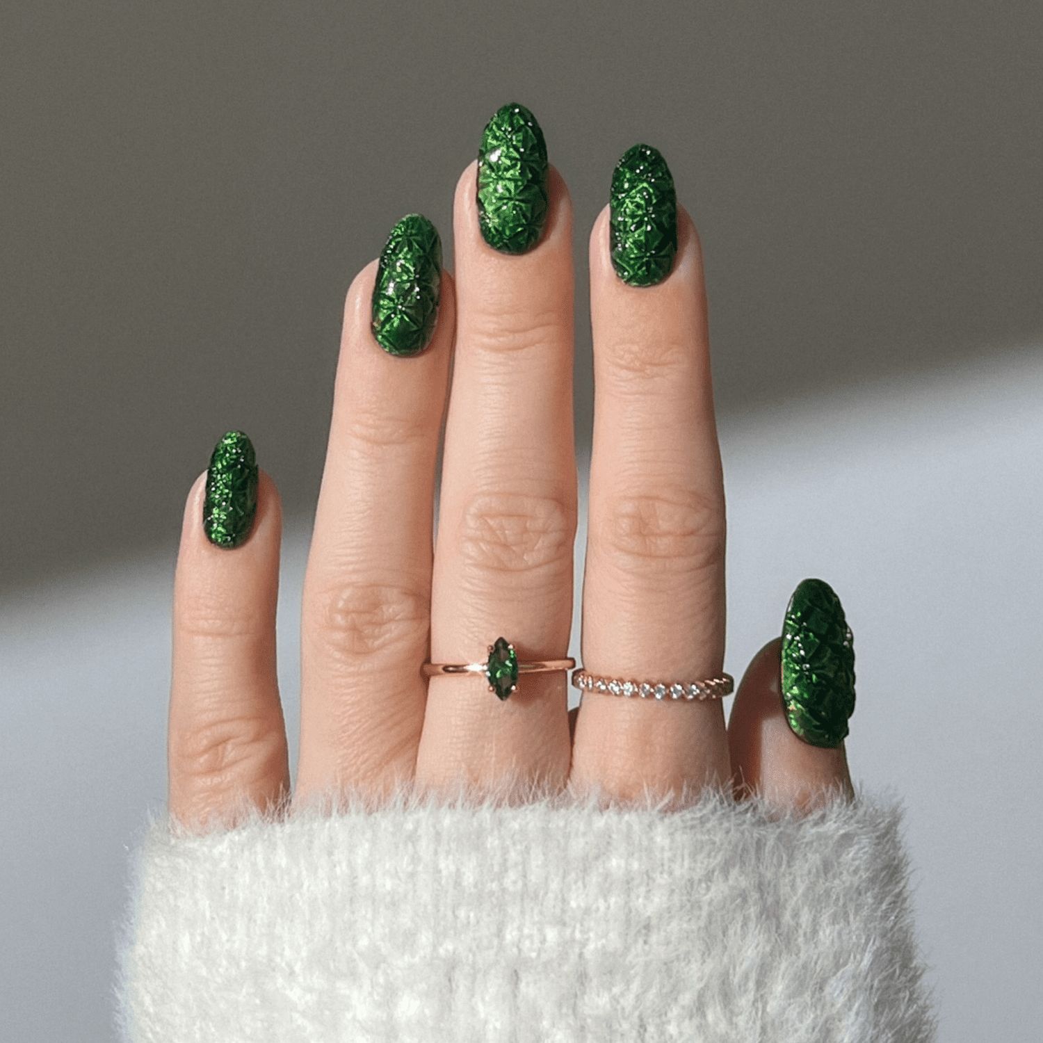 Glitter Visual Idea Glitter Visual Idea — Snake Print Nails 2027