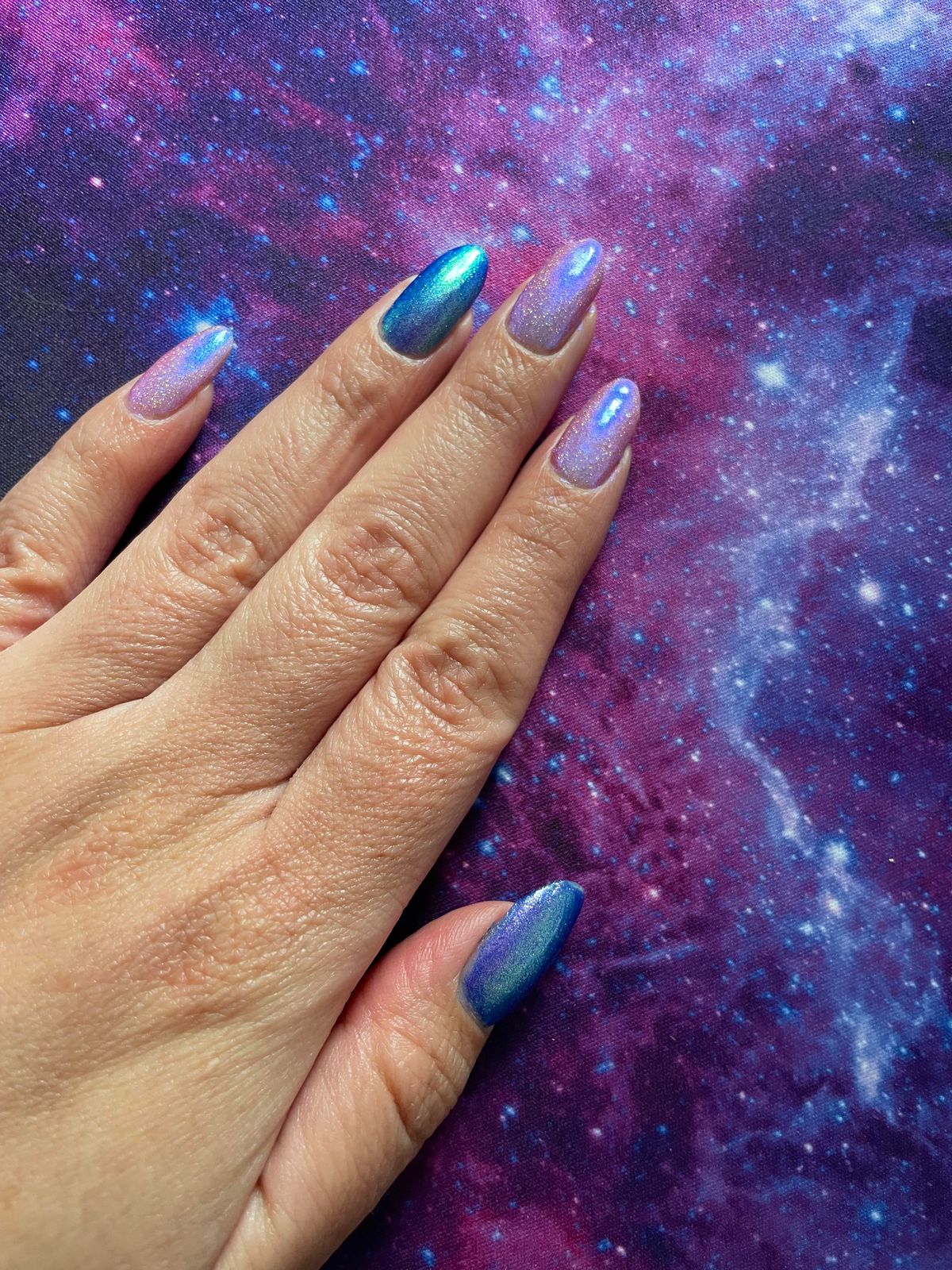 Short Almond Vivid Blue Purple Galaxy Short Almond Vivid Blue Purple Galaxy — Galaxy Nails 2027