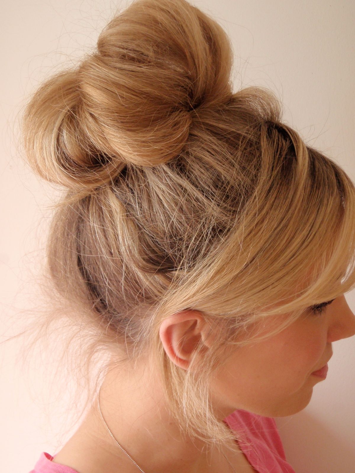 Light Blonde With Darker Roots Visual Idea Light Blonde With Darker Roots Visual Idea — Sock Bun 2027