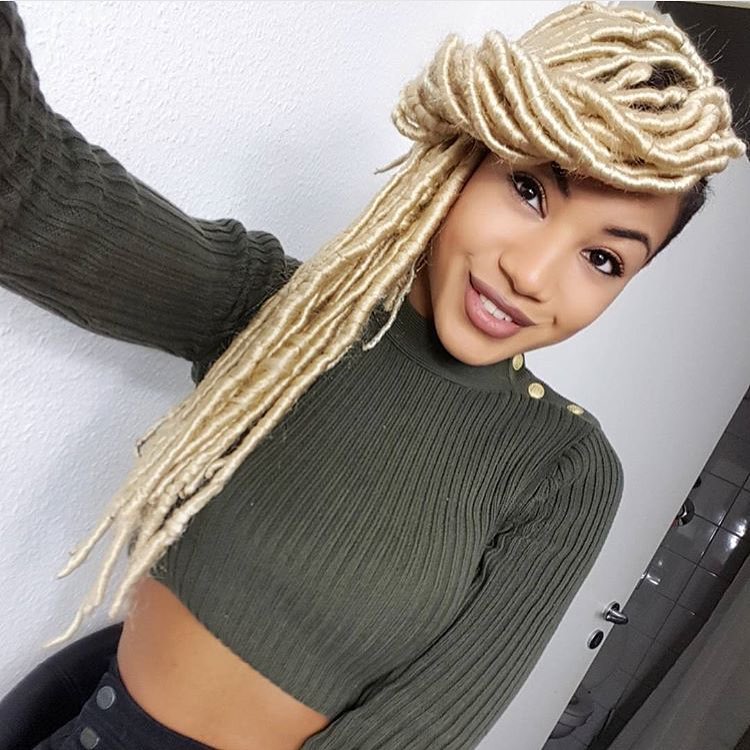 No Bangs Mid-Back Loose Ash Blonde Faux Locs — Blonde Locs 2027