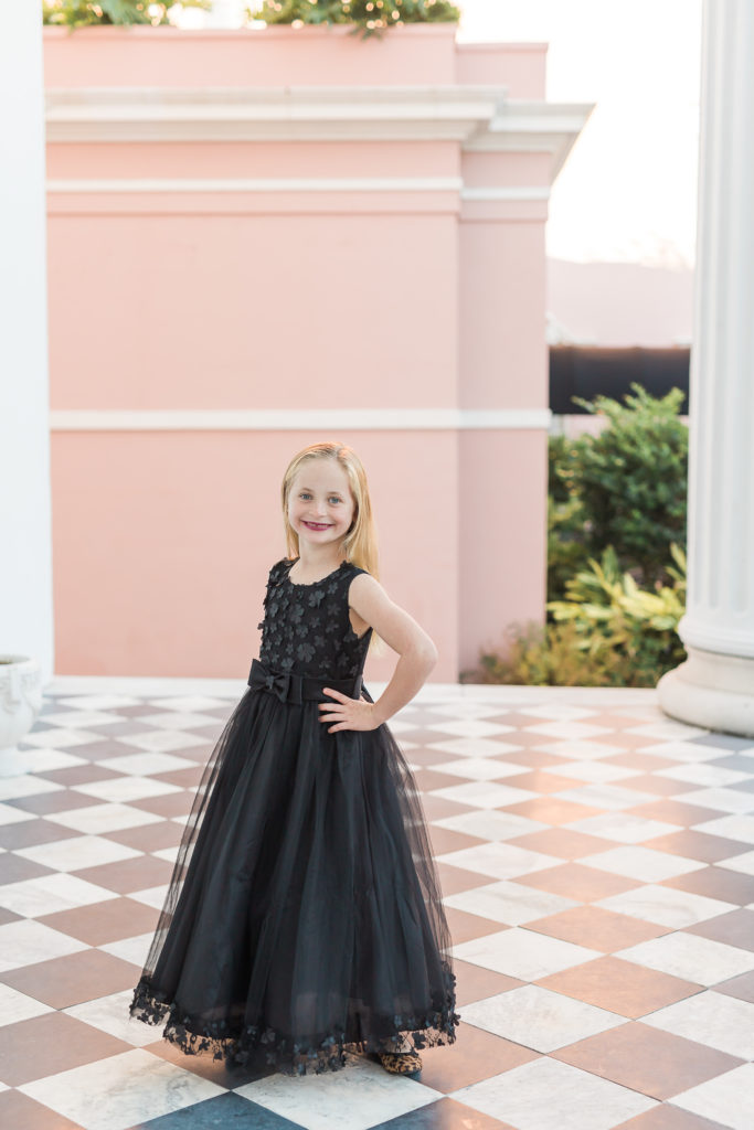Black Sequined Fringed Flapper Dress with Fur Stole Black Sequined Fringed Flapper Dress with Fur Stole — Charleston Outfits 2027