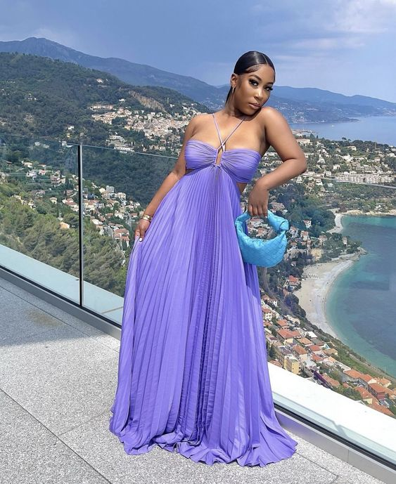 Purple A-Line Prom Dress with Halter Neckline and Pleated Skirt Purple A-Line Prom Dress with Halter Neckline and Pleated Skirt — Purple Prom Dresses 2027