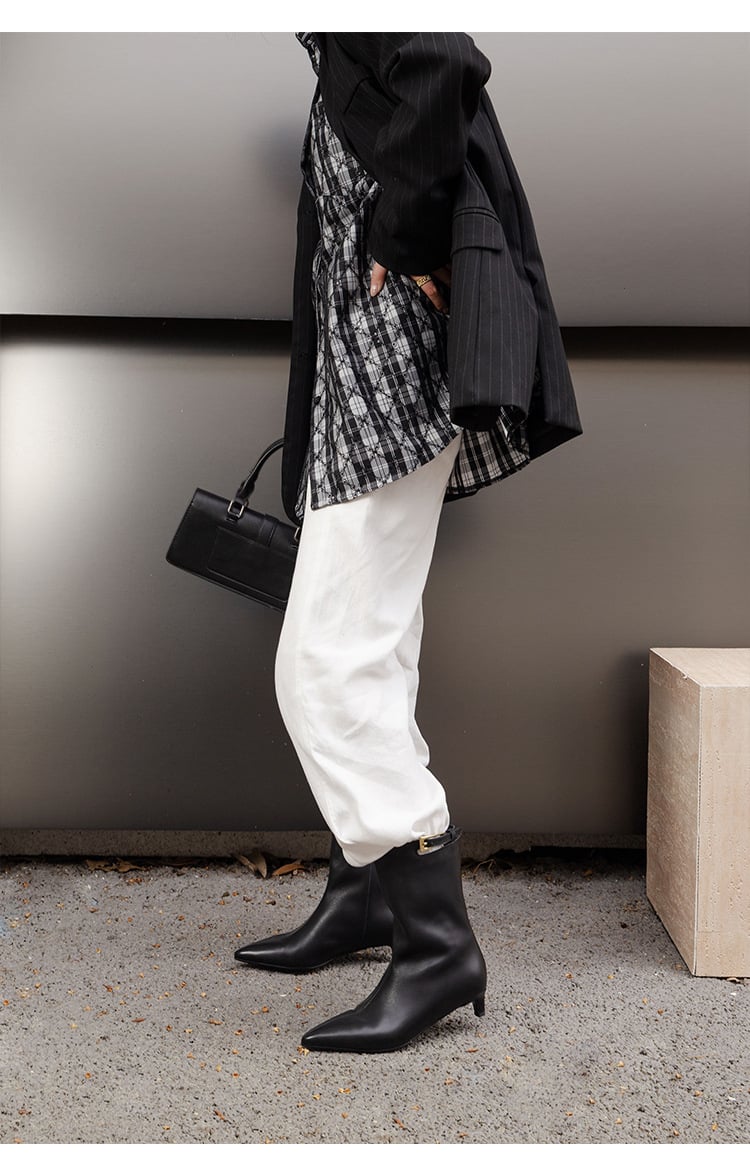 Pinstripe Blazer with Plaid Shirt and White Trousers and Chelsea Boots Pinstripe Blazer with Plaid Shirt and White Trousers and Chelsea Boots — Chelsea Boots Outfits 2027