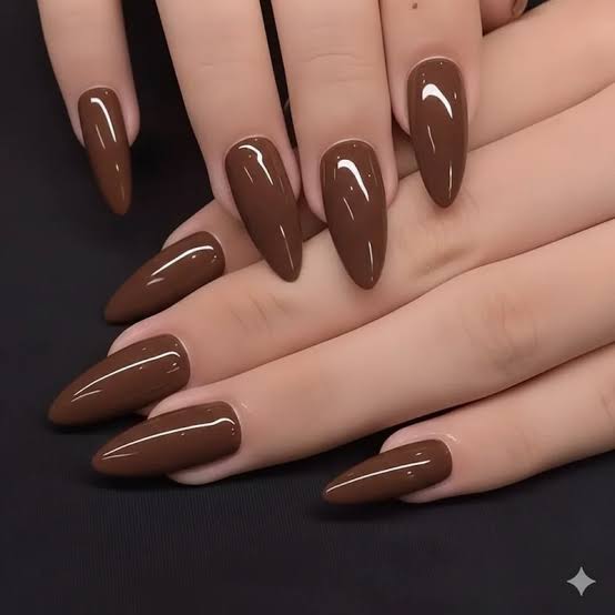 Classic Visual Idea Classic Visual Idea — Brown Nails 2027
