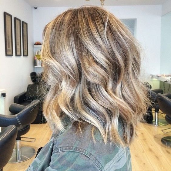 Collarbone Lob With Beachy Balayage — Balayage Lob 2027
