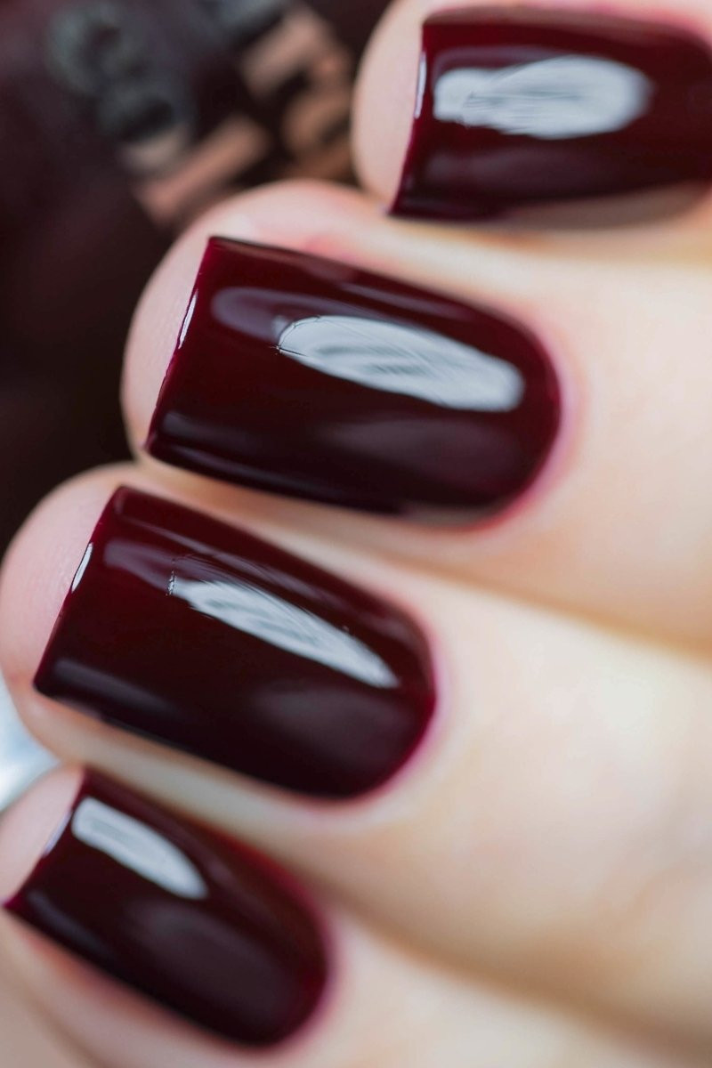 Deep Burgundy Glossy Short Square Nails Deep Burgundy Glossy Short Square Nails — Dark Red Nails 2027