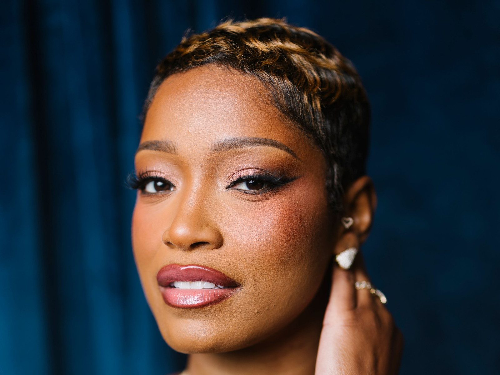 Textured Wavy Pixie in Dark Blonde — Pixie 2027 for Natural Hair