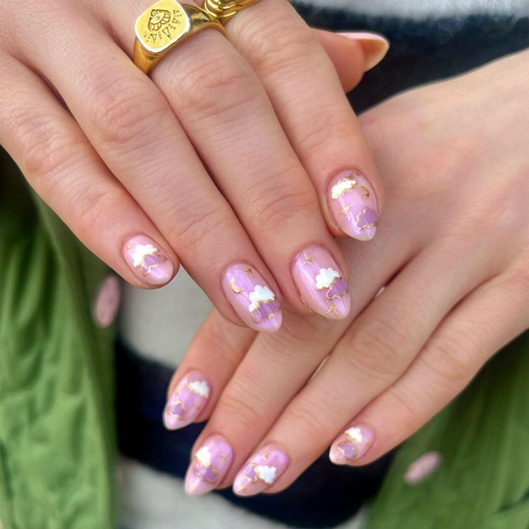 Short Oval Light Pink White Gold Clouds Short Oval Light Pink White Gold Clouds — Pink Cloud Nails 2027