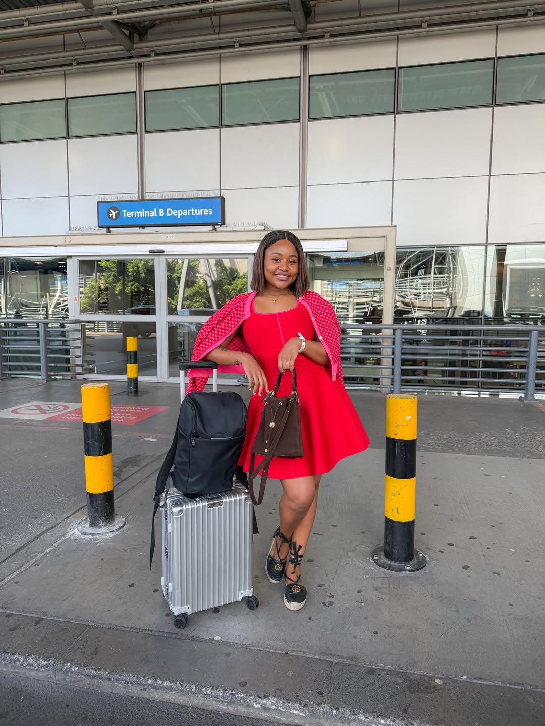 Red Fit-and-Flare Dress and Cardigan for Airport Style Red Fit-and-Flare Dress and Cardigan for Airport Style — Travel Outfits Europe 2027