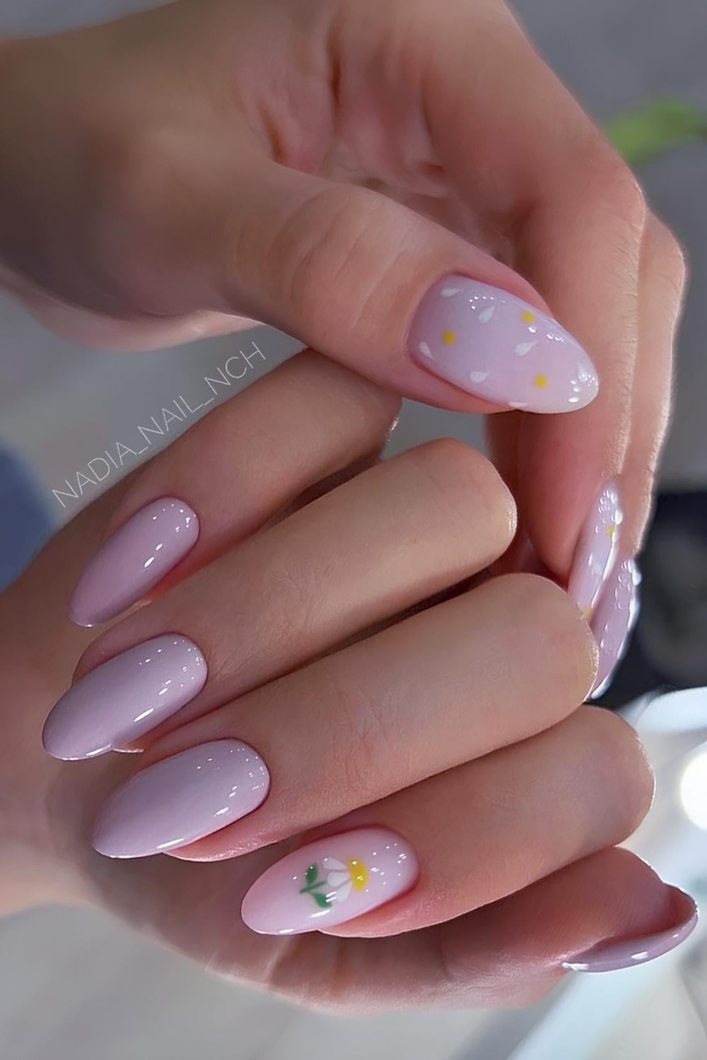 Lavender Dot Flower Oval Nails Lavender Dot Flower Oval Nails — Spring Acrylic Nails 2027