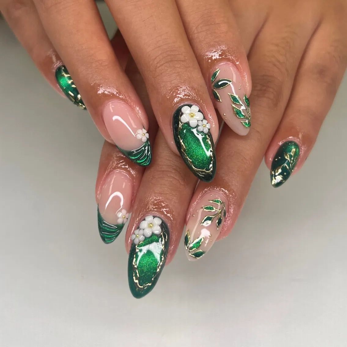 Year-Round Visual Idea Year-Round Visual Idea — Forest Green Nails 2027