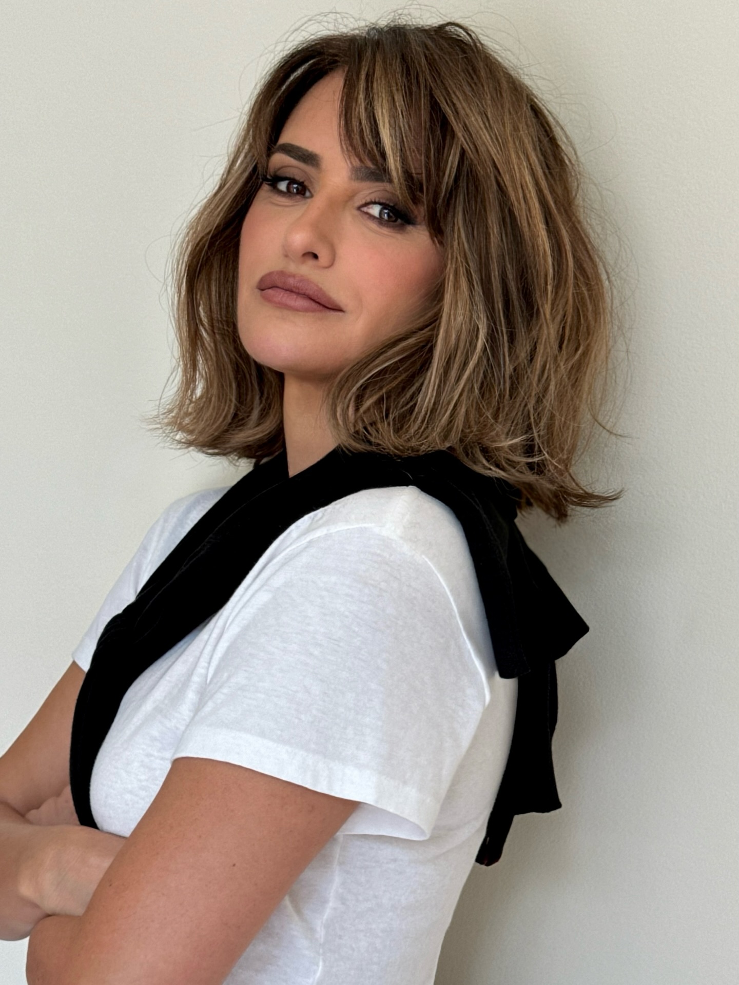 Blunt Chestnut Bob With Highlights Blunt Chestnut Bob With Highlights — Italy Hairstyles 2027