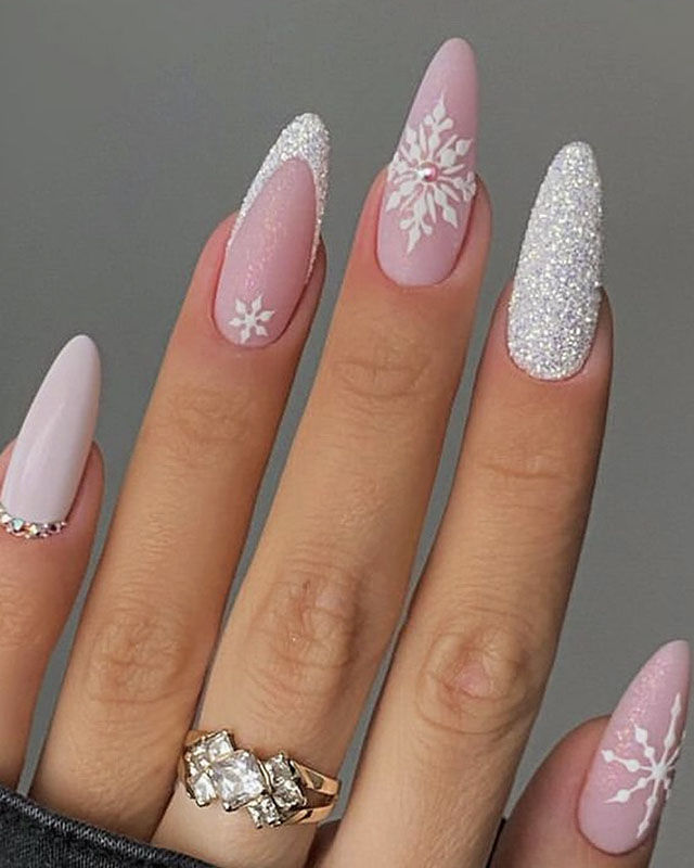 Large White Snowflake On Accent Nail Visual Idea — White Christmas Nails 2026