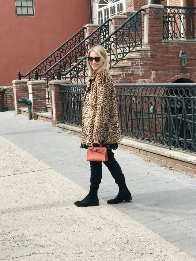 Leopard Print Faux Fur Coat for a Bold Statement Leopard Print Faux Fur Coat for a Bold Statement — Chilly Spring Outfits 2027