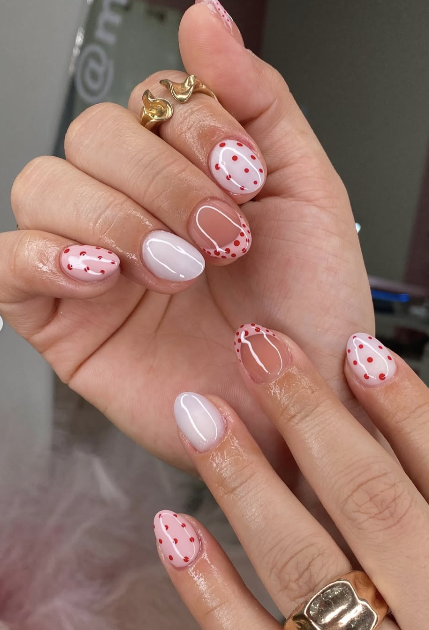 Casual Playful Visual Idea Casual Playful Visual Idea — Oval Nails 2027