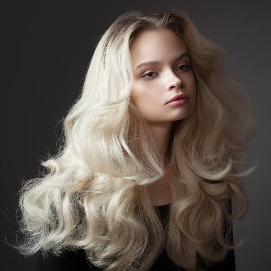 Voluminous Platinum Blonde Shine Voluminous Platinum Blonde Shine — Glazed Hair 2027