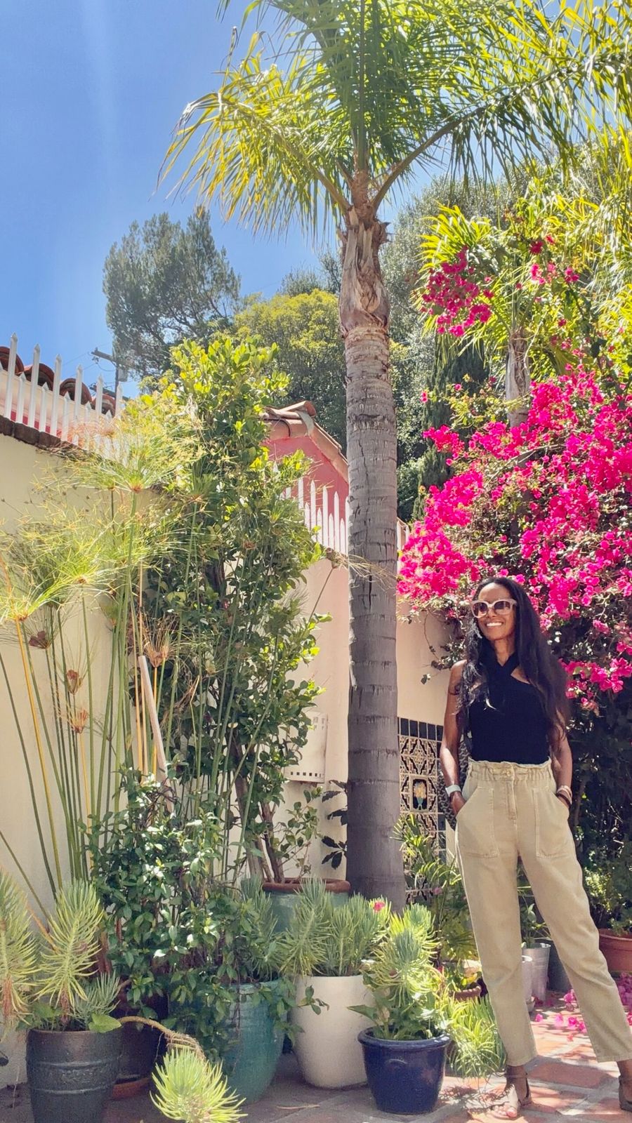 Paperbag Waist Pants for a Chic Casual Look Paperbag Waist Pants for a Chic Casual Look — Huntington Beach Outfits 2027