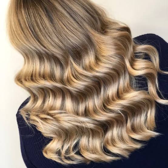 Side View Warm Blonde With Highlights — Warm Blonde Hair 2027