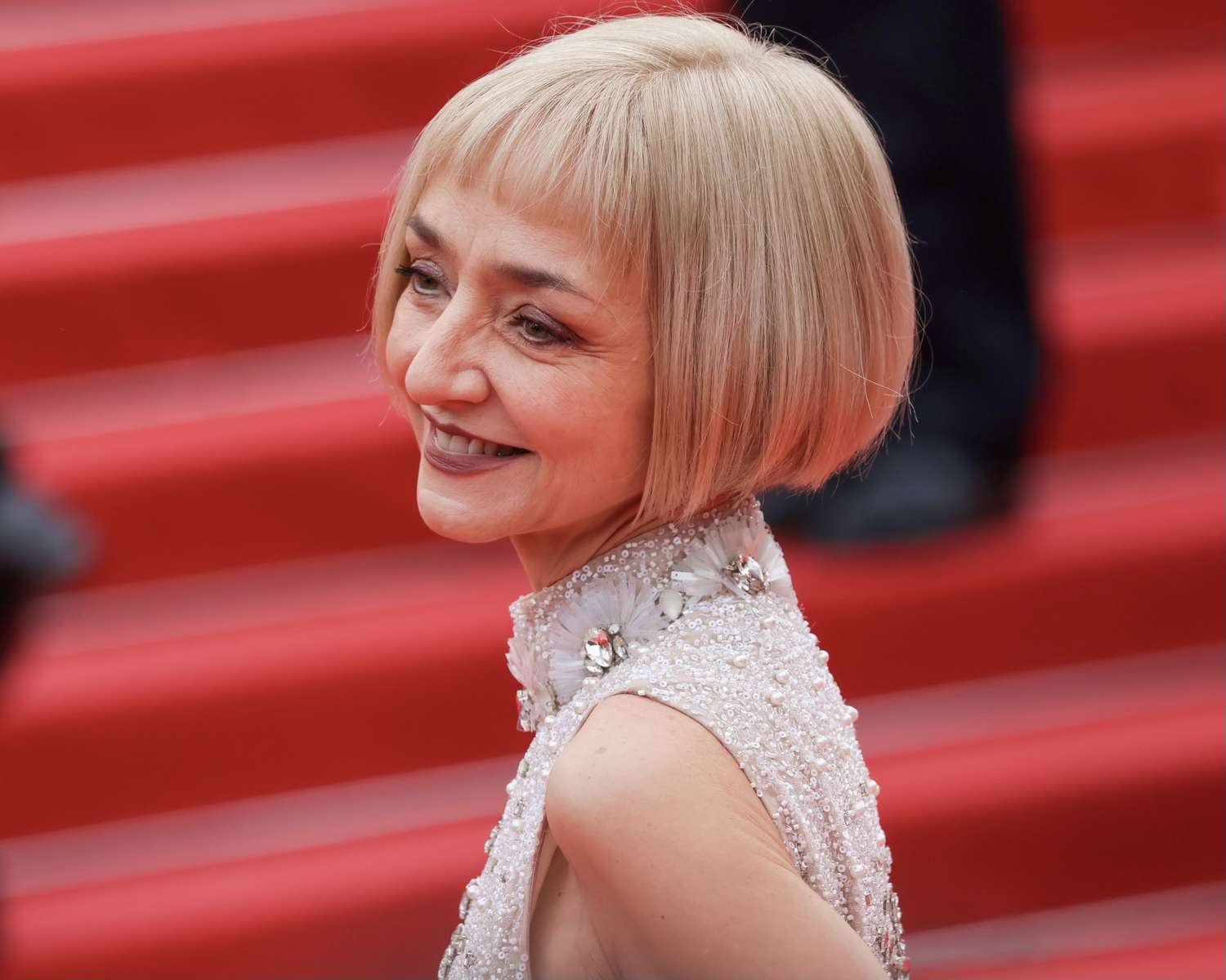 Ash Blonde Micro Bob With Micro Bangs Ash Blonde Micro Bob With Micro Bangs — Mini Bob 2027