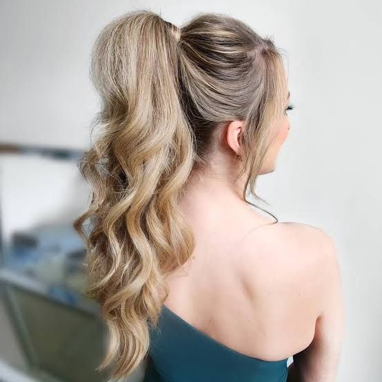Honey Blonde High Ponytail Volume — Ponytail Bachelorette Hairstyles 2027