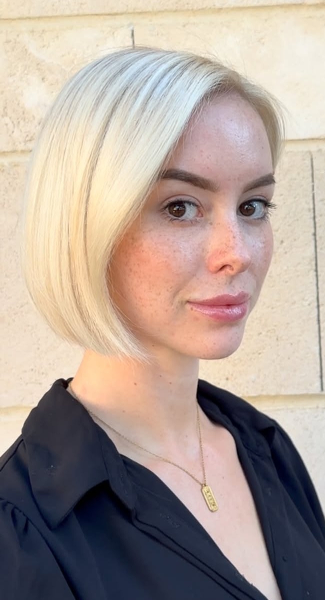 Platinum Blonde Collarbone Bob — Blunt Bob 2027
