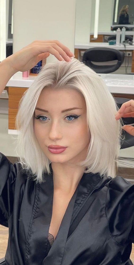 Collarbone Visual Idea Collarbone Visual Idea — Icy Blonde 2027