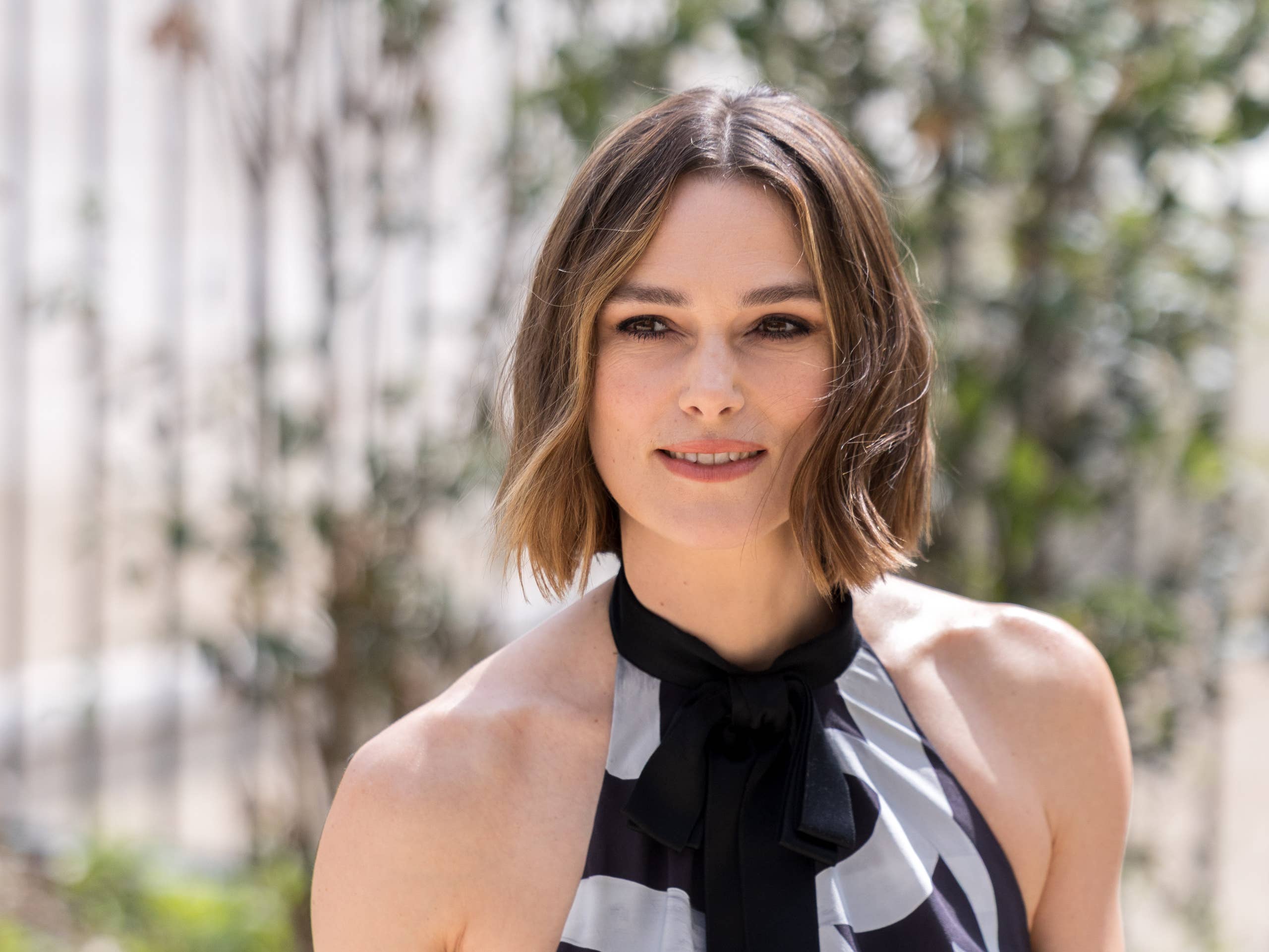 Textured Light Brown Bob with Side Part Textured Light Brown Bob with Side Part — Hairstyles 2027 for Fine Hair