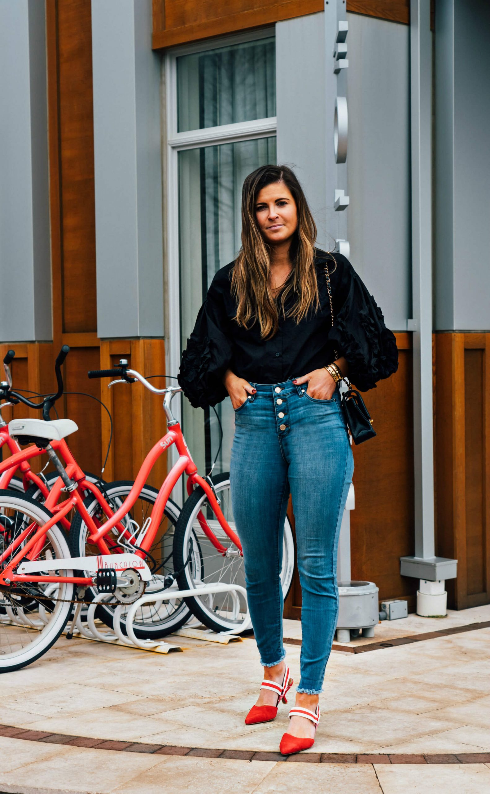 Puff-Sleeve Blouse and Fitted Jeans: Modern Silhouette for a Spring Date Puff-Sleeve Blouse and Fitted Jeans: Modern Silhouette for a Spring Date — Spring First Date Outfits 2027