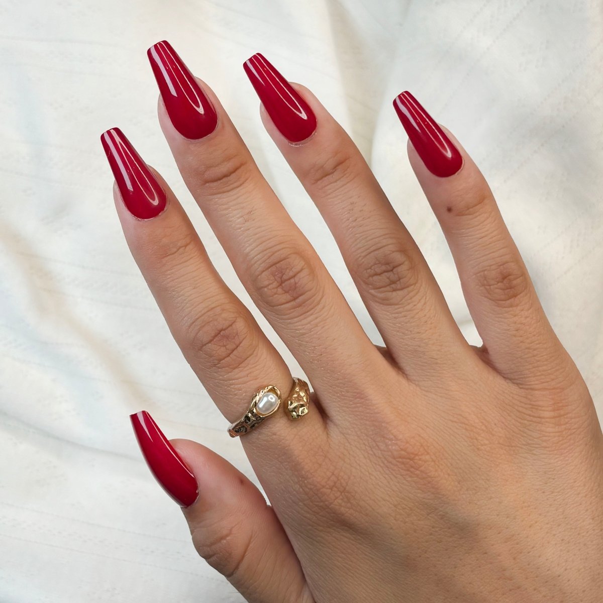 Classic Opaque Red Glossy Coffin Nails — Long Coffin Nails 2027