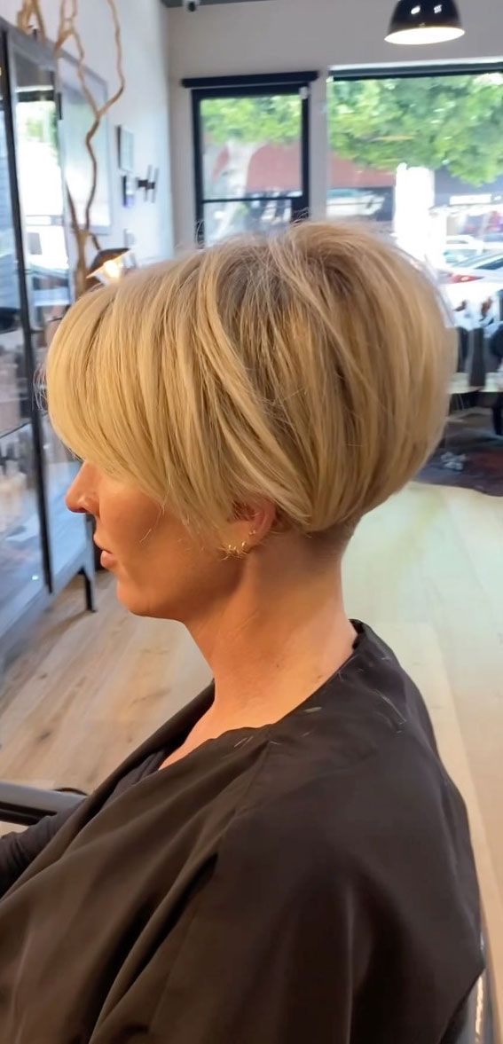 Blonde With Subtle Highlights Visual Idea Blonde With Subtle Highlights Visual Idea — Undercut Bob 2027