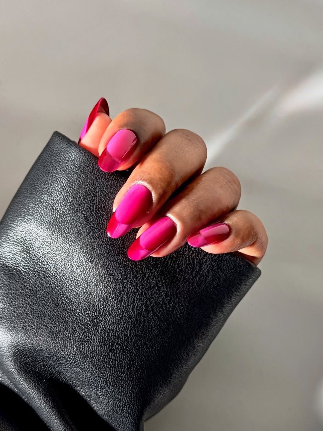 Long Almond Fuchsia to Pink Gradient Nails Long Almond Fuchsia to Pink Gradient Nails — Long Spring Nails 2027