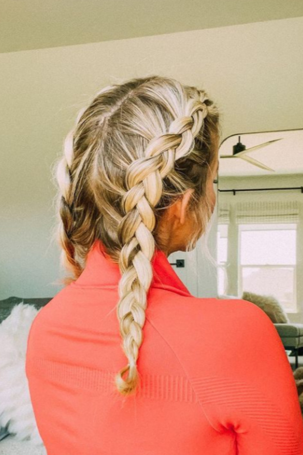 Blonde With Highlights Visual Idea Blonde With Highlights Visual Idea — Quick Gym Hairstyles 2027