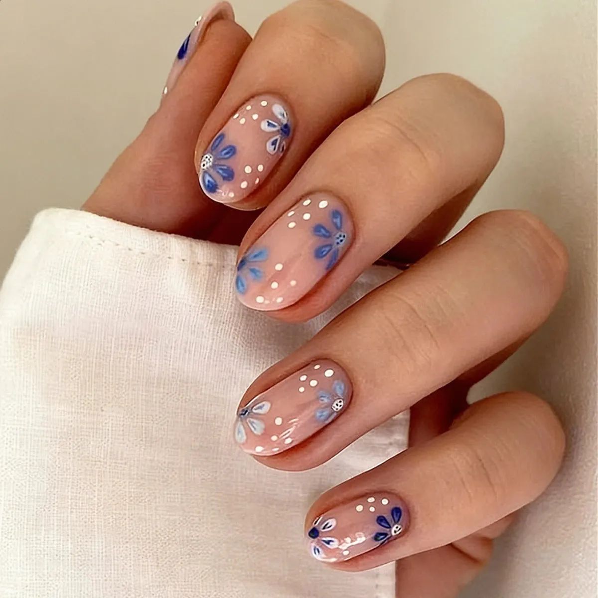 Blue Floral Dotty Nails Blue Floral Dotty Nails — Floral Round Nails 2027