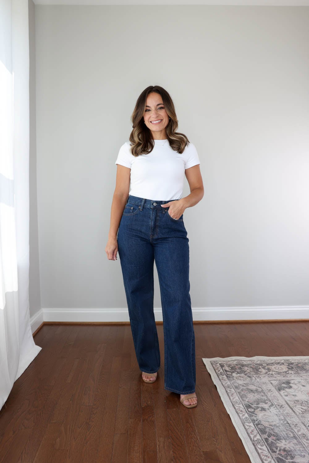 Classic Abercrombie: Wide-Leg Jeans with a Simple Tee Classic Abercrombie: Wide-Leg Jeans with a Simple Tee — Abercrombie Outfits 2027
