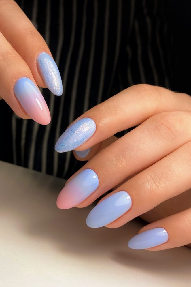 Medium Oval Pink To Blue Gradient With Glitter Medium Oval Pink To Blue Gradient With Glitter — Simple Graduation Nails 2027