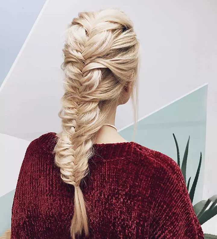 Mid-Back Fishtail Braid With Dark Roots Mid-Back Fishtail Braid With Dark Roots — Hairstyles 2027 for College