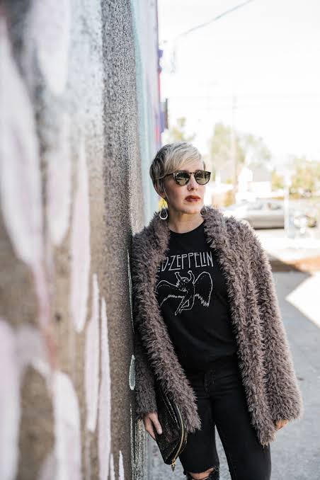 Grey Faux Fur Coat Over Graphic T-Shirt — Concert Outfits 2027