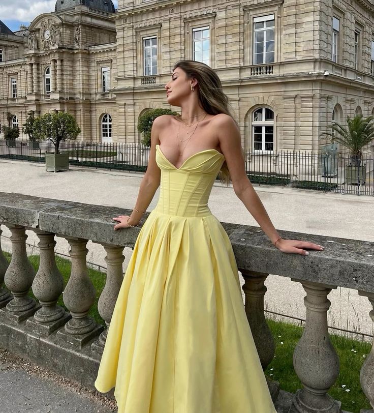 White Strapless Pleated Maxi Dress with A-line Silhouette White Strapless Pleated Maxi Dress with A-line Silhouette — Strapless Dresses 2027