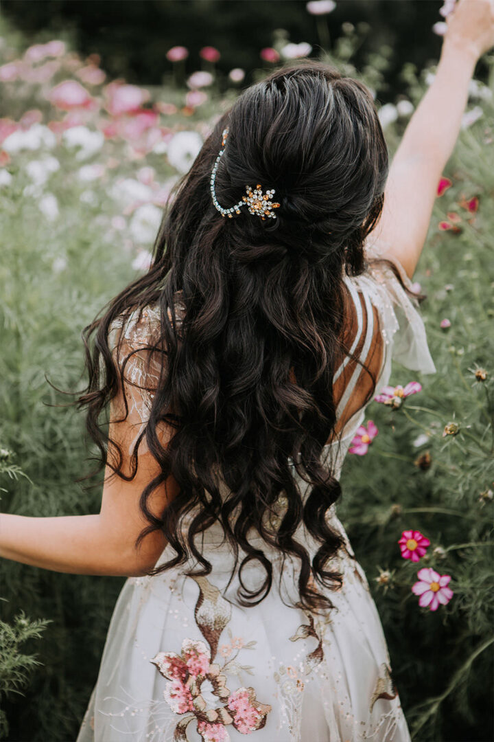 Ornate Accessory On Soft Waves — Half Up Half Down 2027