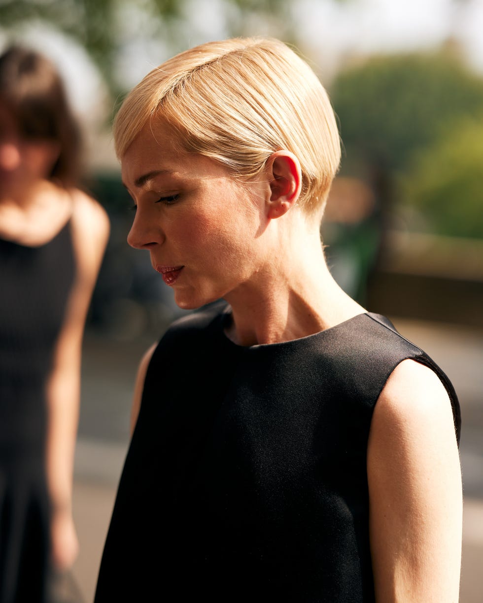 Ear-Length Short Layered Ash Blonde Bob With Volume Ear-Length Short Layered Ash Blonde Bob With Volume — Haircuts 2027 for Women Over 50