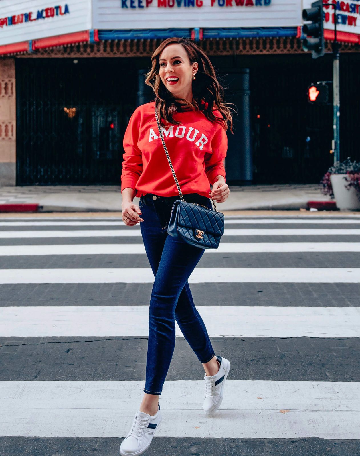 Graphic Sweatshirt and Skinny Jeans for Urban Casual — Casual Outfits 2027 for Skinny Girls
