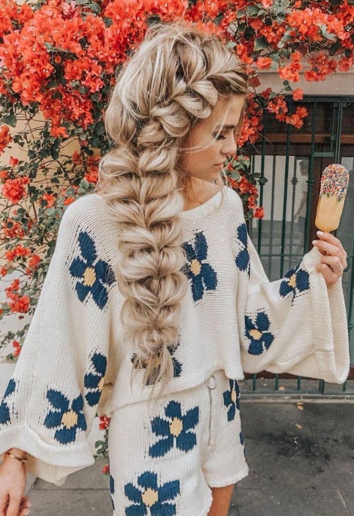 Ash Blonde With Highlights Visual Idea — Cute Hairstyles 2027
