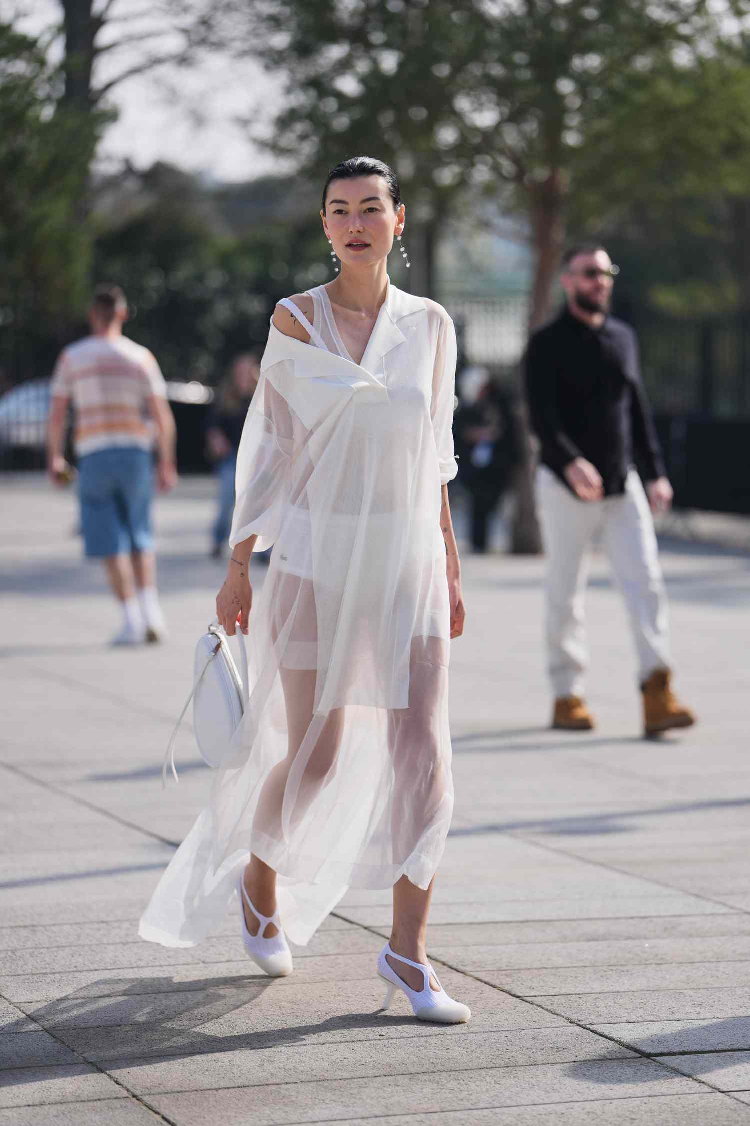 Sheer Oversized Dress Over Slip for a Monochromatic Look Sheer Oversized Dress Over Slip for a Monochromatic Look — Summer Photoshoot Outfits 2027