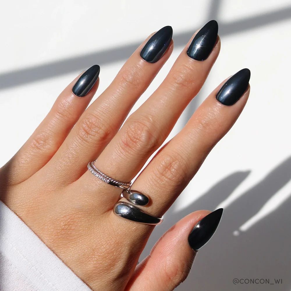 Liquid Black Chrome with Deep Tones Liquid Black Chrome with Deep Tones — Dark Chrome Nails 2027