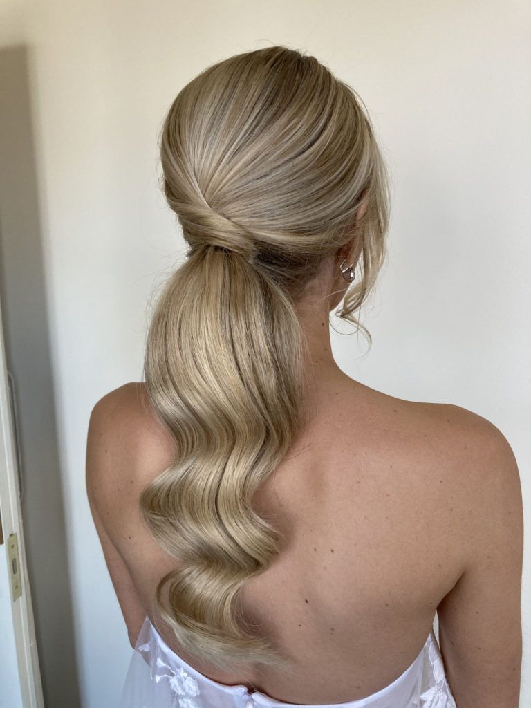 Low Ponytail With Soft Ash Blonde Waves — Bridesmaid Ponytail Hairstyles 2027