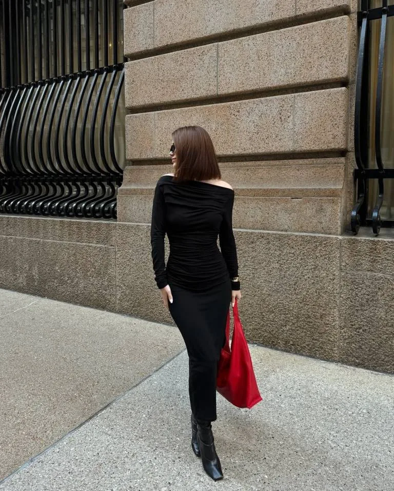 25+ Casual New Year's Eve Outfits to Celebrate 2026 in Effortless Style - prettygirlythings.com