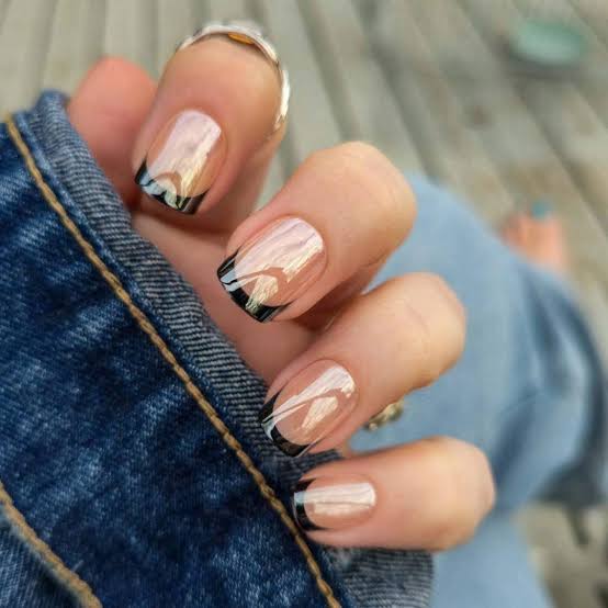 Abstract Black Line Modern French Square Nails Abstract Black Line Modern French Square Nails — Short Press On Nails 2027